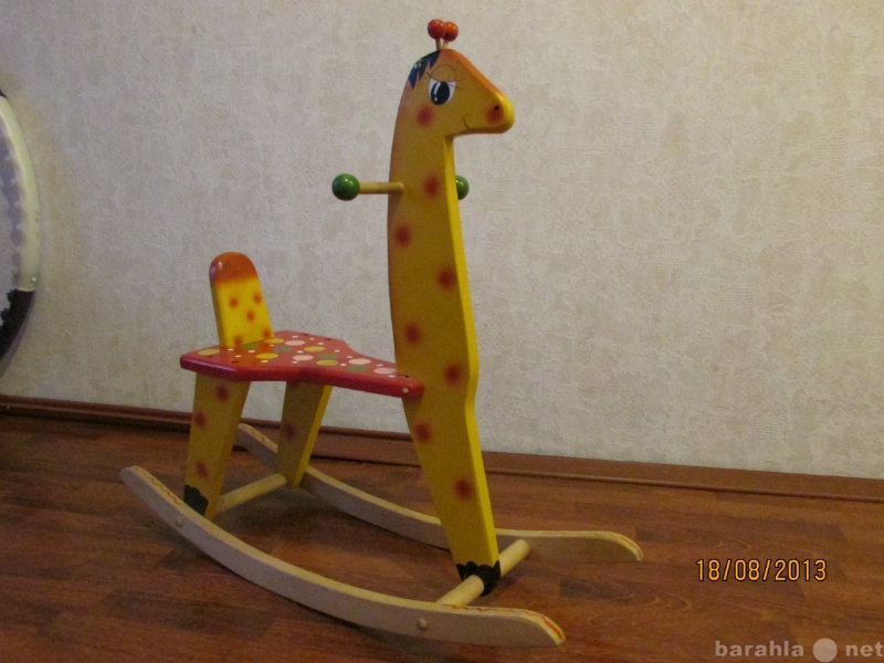 Продам: деревянная лошадка-каталка