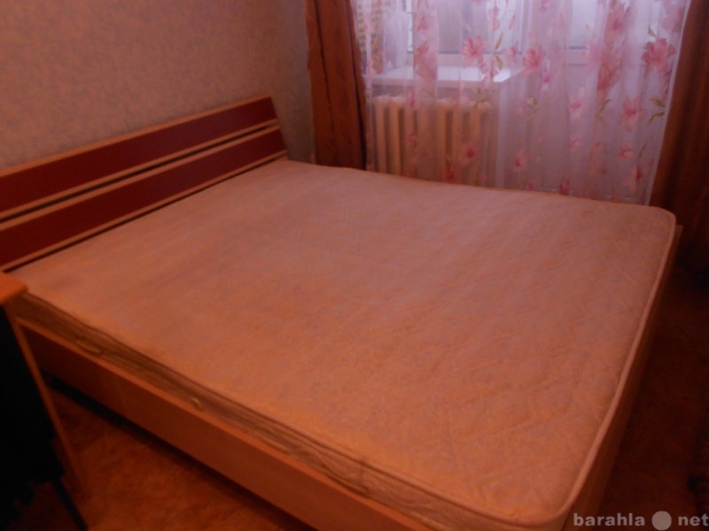 Продам: кровать двухспальную