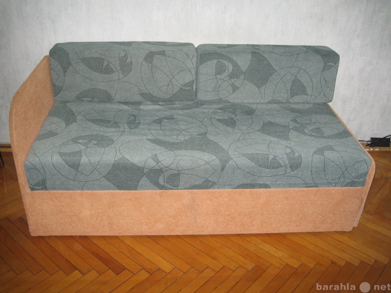 Продам: диван для подростка
