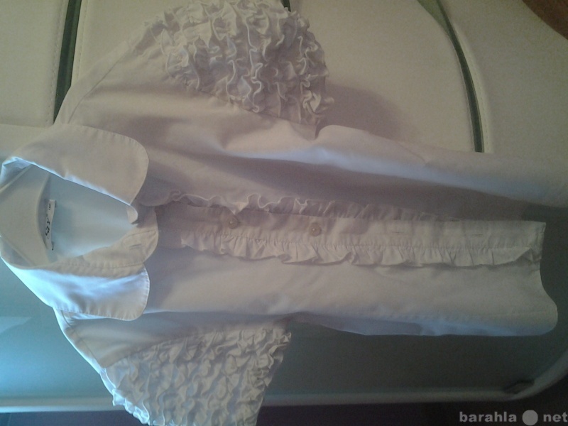 Продам: белая блузка для девочки 10лет, р.146