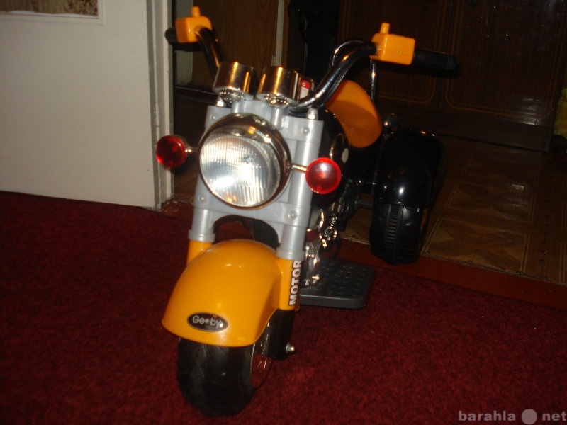 Продам: детский мотоцикл на аккумуляторе б/у