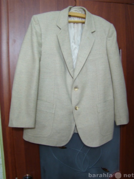 Продам: пиджак шерстяной