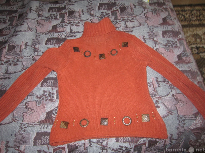 Продам: свитер