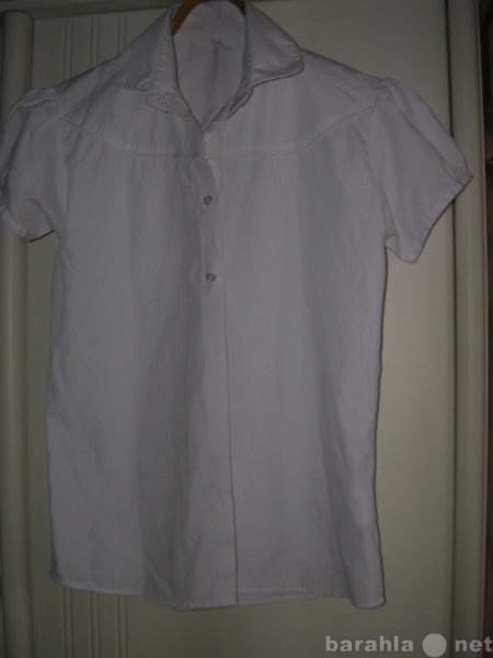 Продам: школьные блузки для девочки