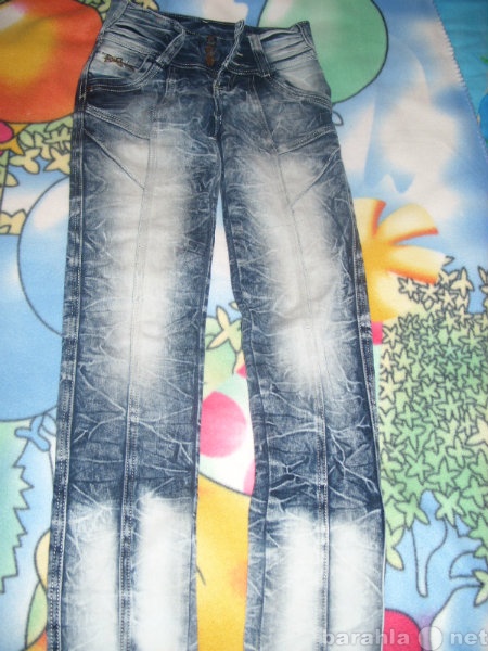 Продам: стильные джинсы-варенки для девочки