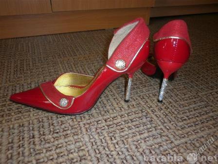 Продам: Красные туфли 36-36,5 размер
