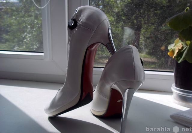 Продам: Туфли белые можно на свадьбу