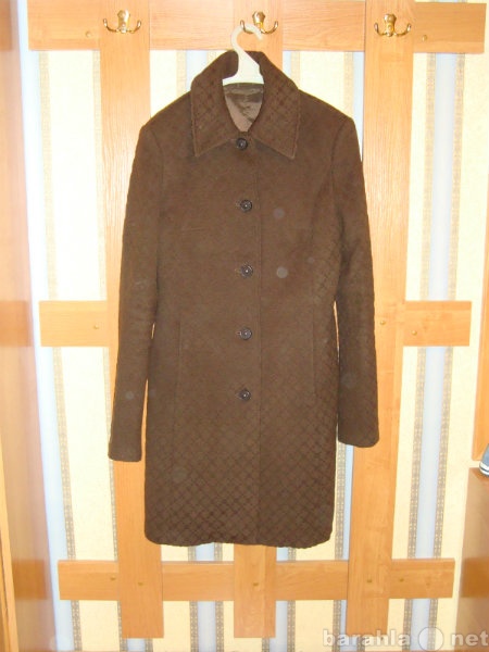 Продам: пальто осеннее 46-48