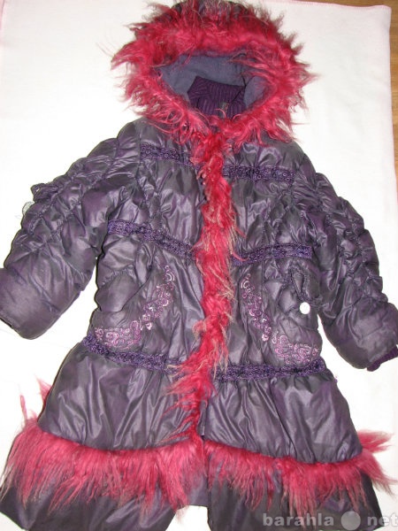 Продам: пальто зимнее на девочку р.110-116