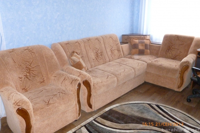 Продам: мягкий уголок (угловой диван и кресло)