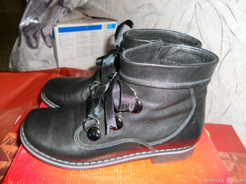 Продам: ботинки женские кожаные