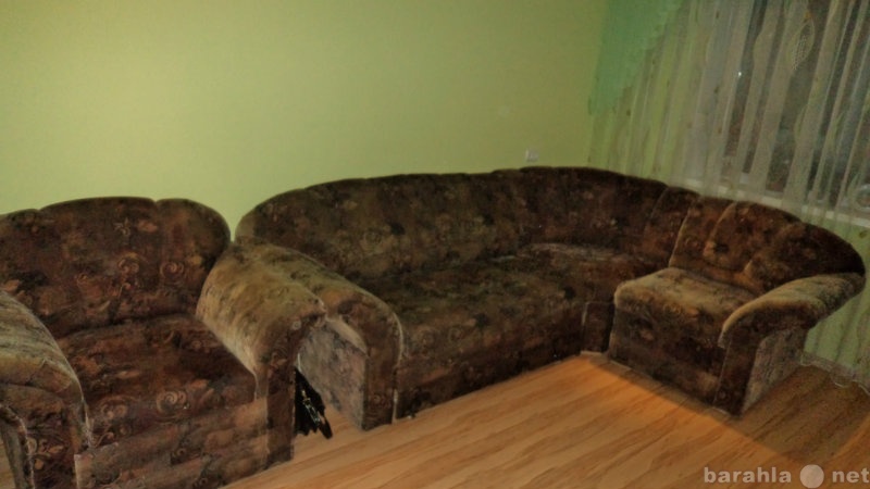 Продам: Мягкий уголок,диван угловой+кресло