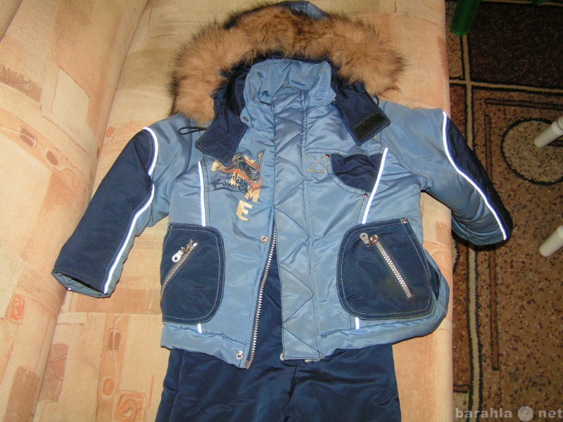Продам: Зимний комплект (куртка+полукомбинезон)