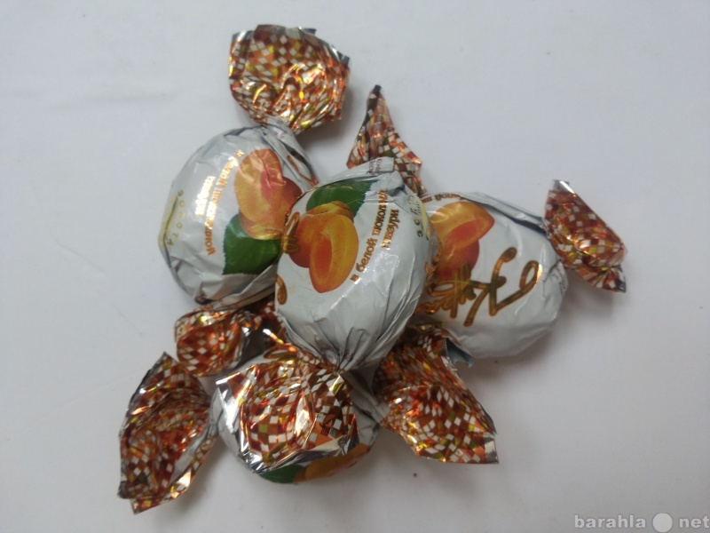 Продам: Фрукты и орехи в шоколаде.