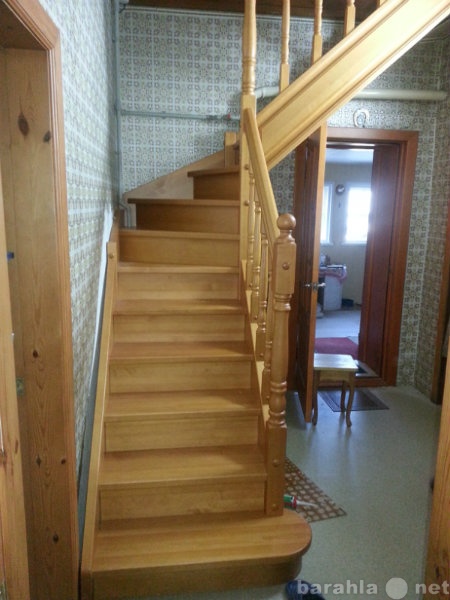 Продам: деревянная лестница