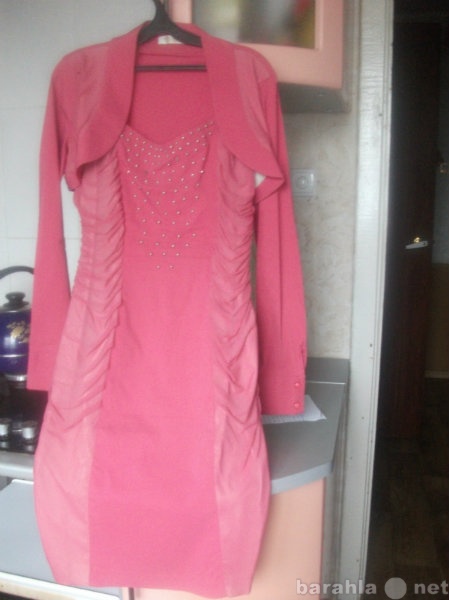 Продам: продам платье розовое 46-48 б/у 2