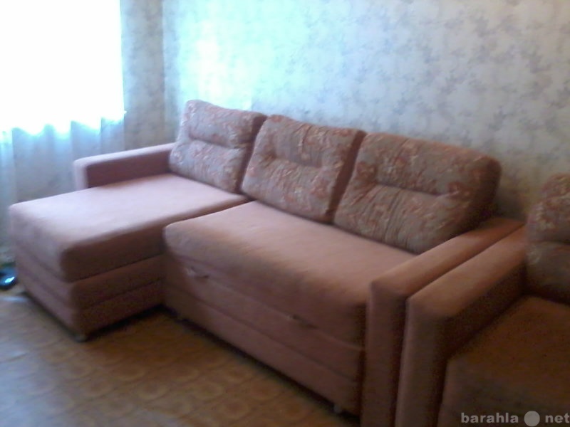 Продам: Угловой диван + кресло