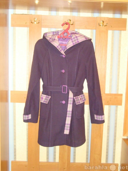 Продам: пальто демисезонное 46-48