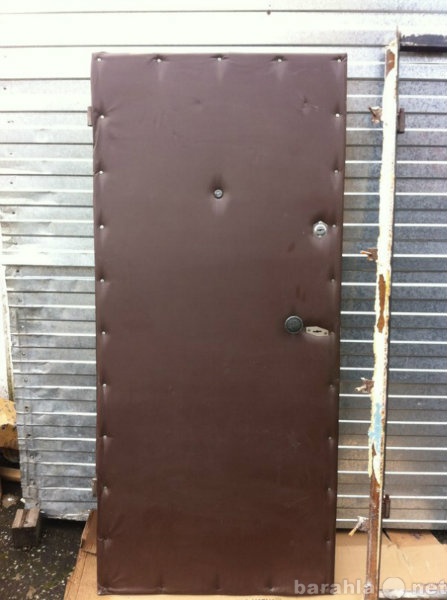 Продам: Металлическая дверь с коробкой
