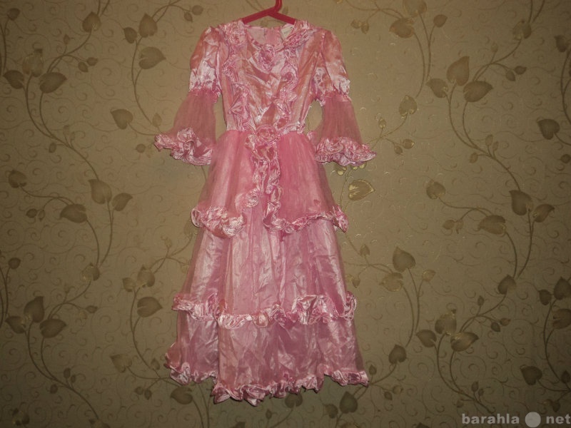 Продам: новогоднее детское платье