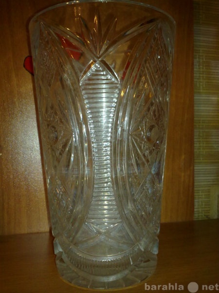 Продам: Хрустальная ваза