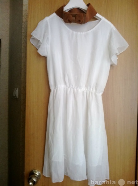 Продам: Платье белое 40-42 р. XS