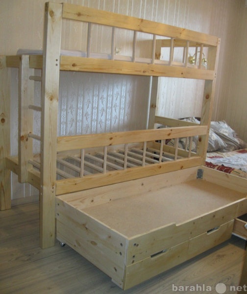 Продам: Двухъярусная кровать для 3 детей