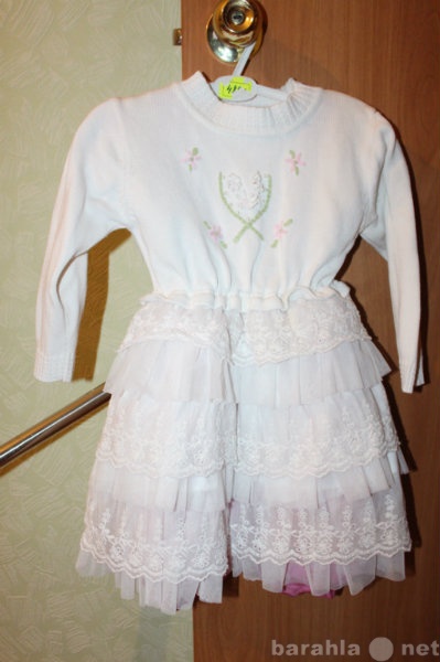 Продам: платье белое, размер - 100 см.
