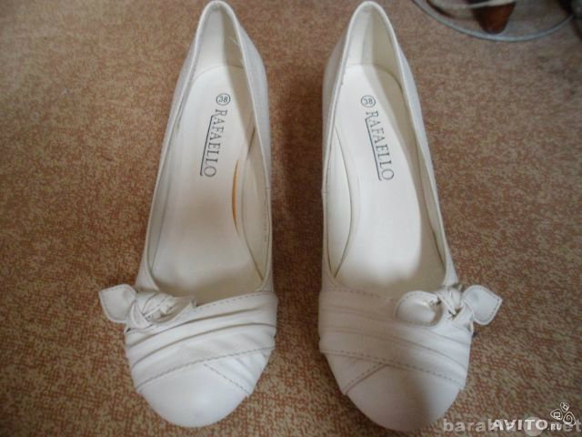 Продам: Продам новые свадебные туфли