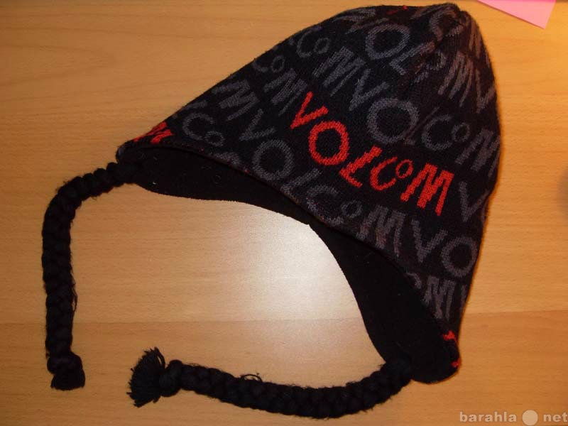 Продам: шапку Volcom для борда б/у, в отл.сост.