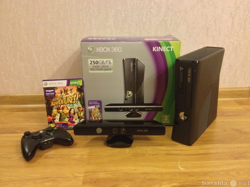 Продам: Xbox 360 Slim + Essentials Pack + 3 игры