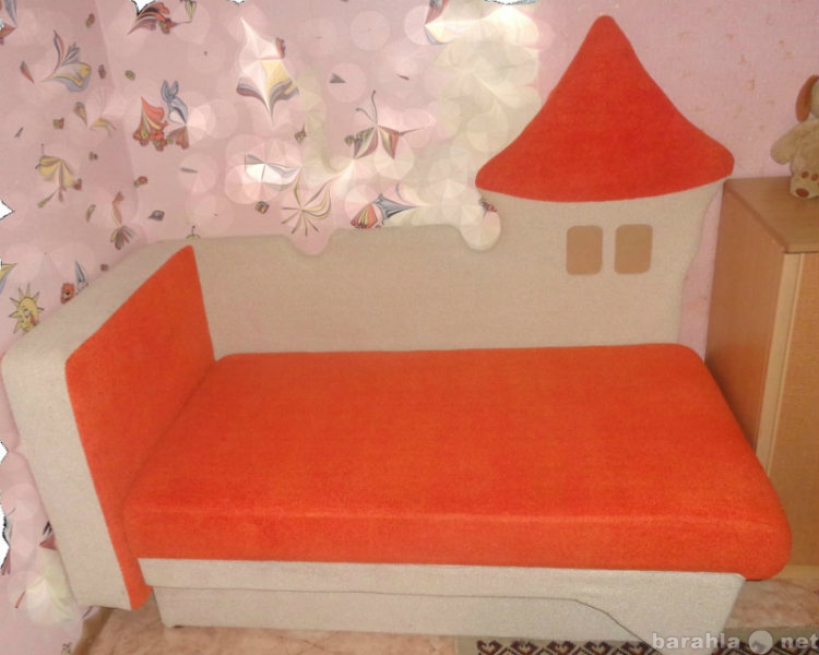 Продам: детский диван замок