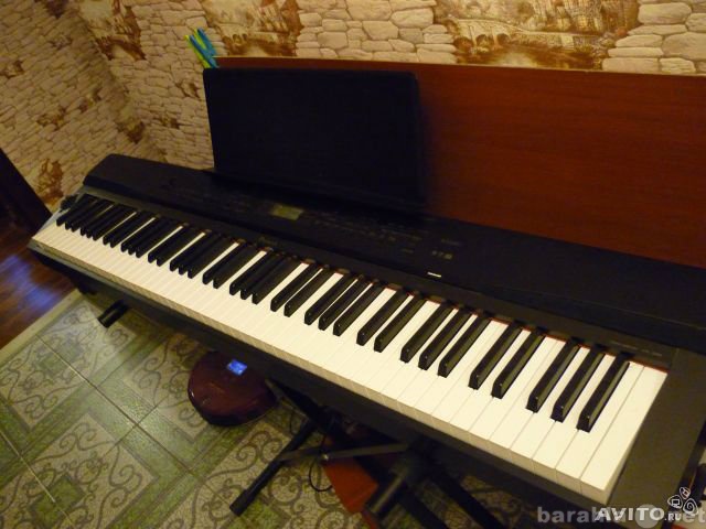 Продам: Цифровое пианино Casio Privia PX-330