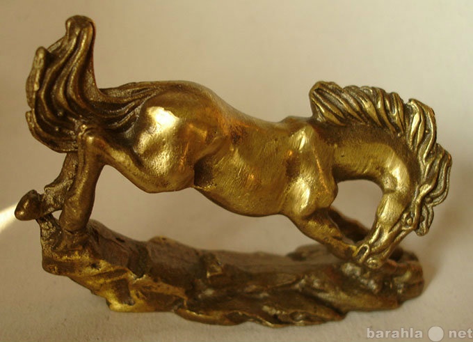 Продам: Бронзовая скульптура Лошадь