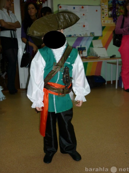Продам: Новогодний костюм "Пират" 98-1