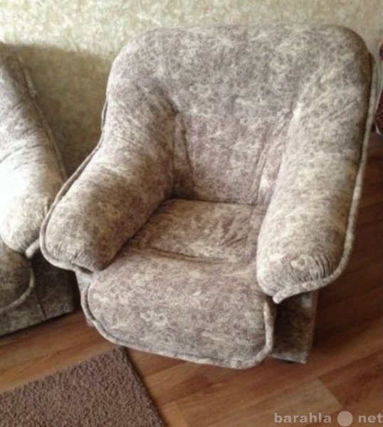 Продам: диван-кровать и кресло