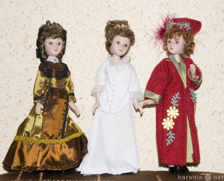 Продам: коллекция фарфоровых кукол