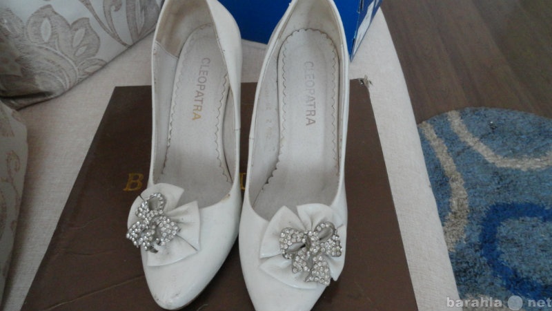 Продам: Туфли свадебные