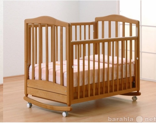 Продам: Детская деревянная кроватка Gandilyan