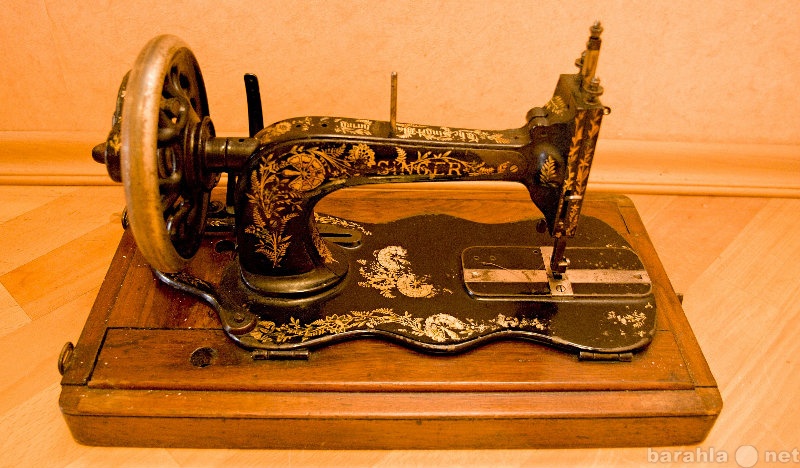 Машинка зингер новая. Швейная машинка Зингер 1871. Швейная машина Zinger 1871 года. Машинка Зингер 1871 года. Швейная машинка Зингер 1878 года.