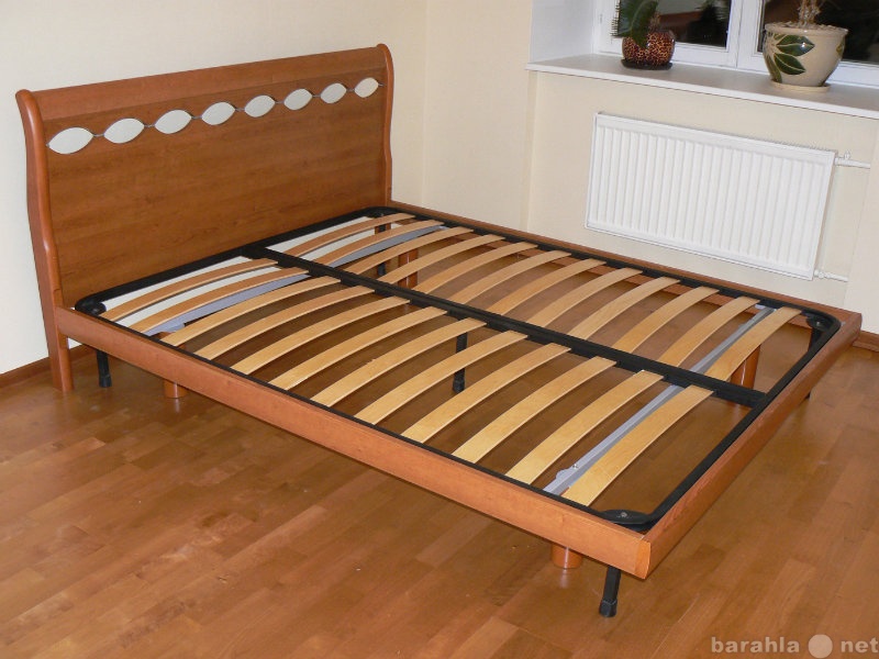Продам: Кровать в отличном состоянии