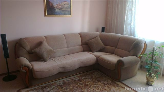 Продам: угловой диван и кресло