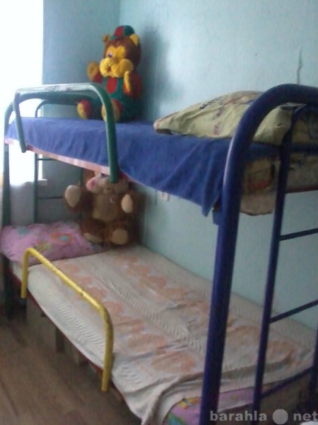 Продам: Двухъярусная детская кровать