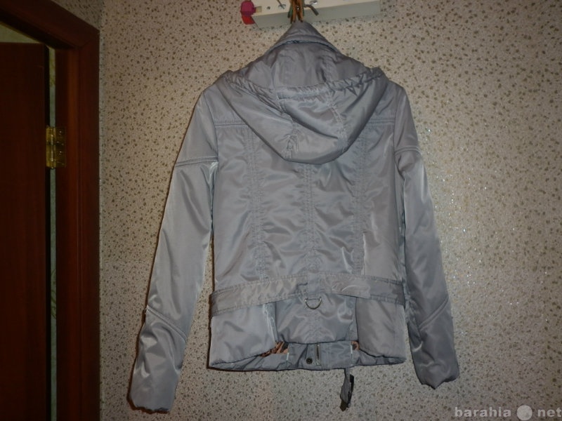 Продам: Куртка женская демисезонная разм. 48-50