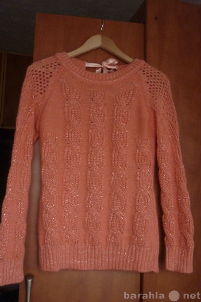 Продам: Женский свитер 44 размера