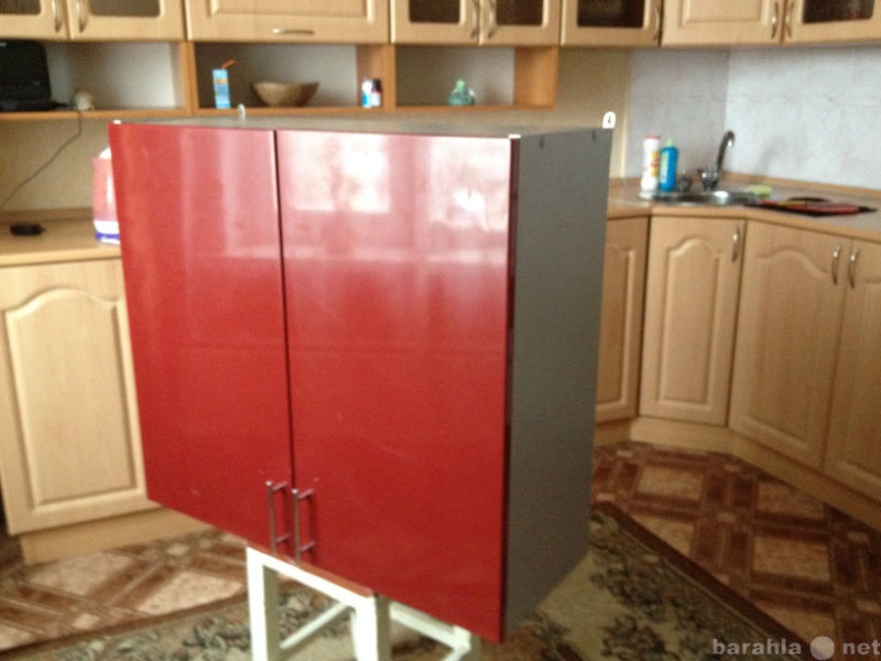 Продам: навесной кухонный шкаф