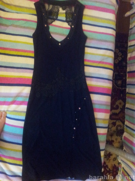 Продам: Платье 42 размера. Черное
