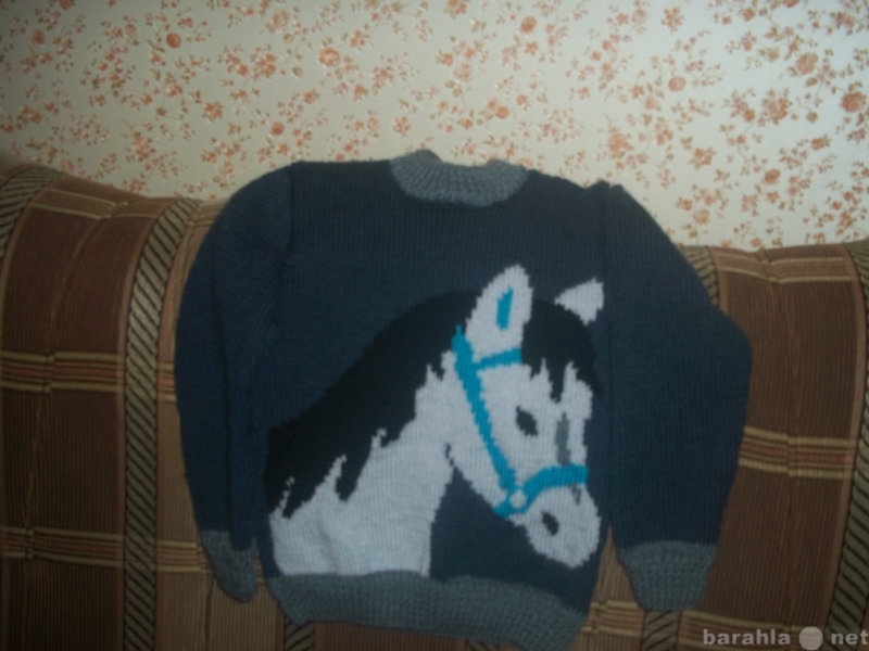 Продам: Пуловер трикотажный