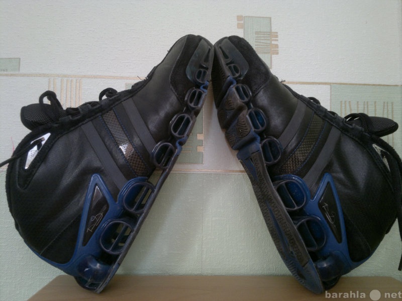 Продам: именные баскетбjльные кроссовки adidas