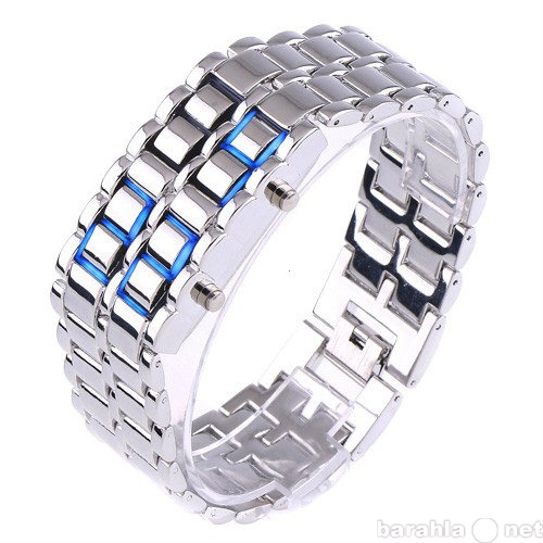 Продам: Оригинальные часы-браслет в стиле hi-tec
